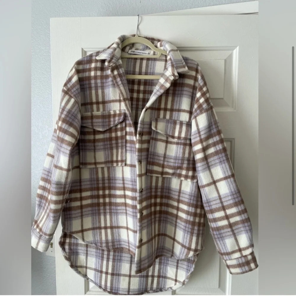 12TH TRIBE flannel - Picture 4 of 5